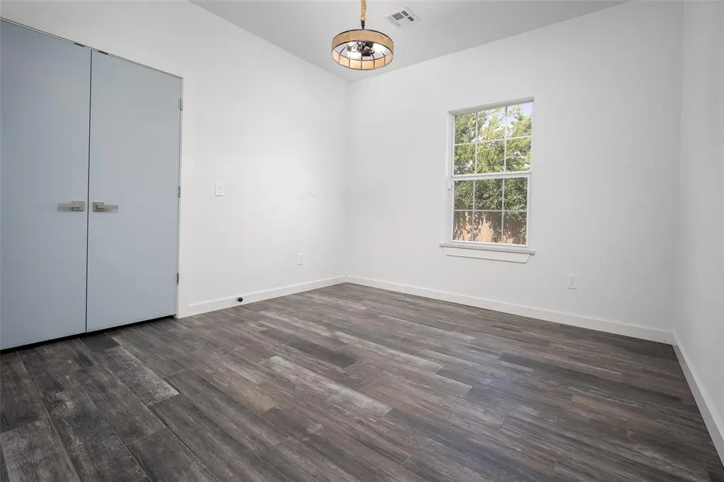 Photo 18 — 5105 S RHODE ISLAND Avenue, Oklahoma City, OK 73129