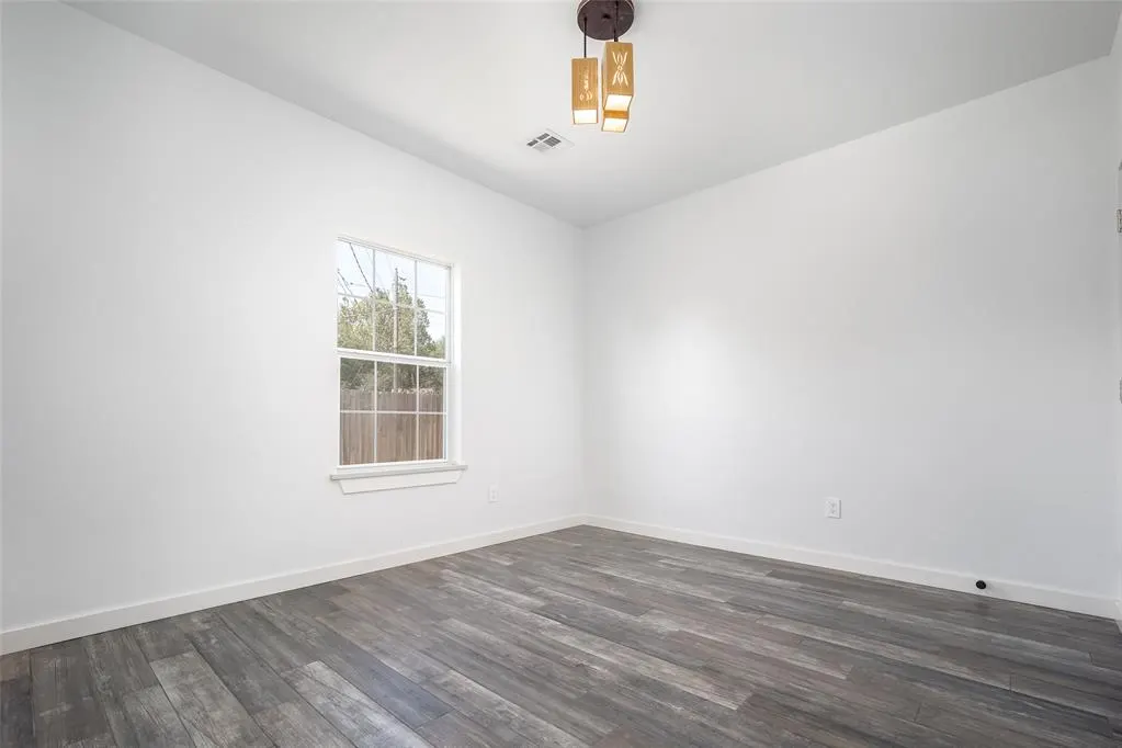 Photo 22 — 5105 S RHODE ISLAND Avenue, Oklahoma City, OK 73129