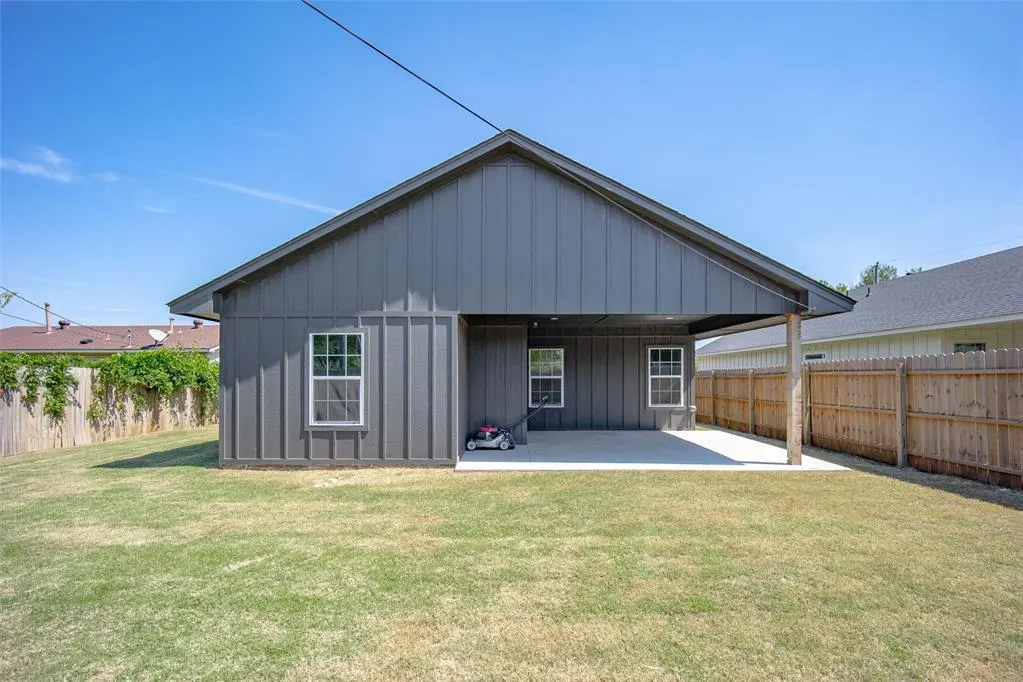 Photo 25 — 5105 S RHODE ISLAND Avenue, Oklahoma City, OK 73129