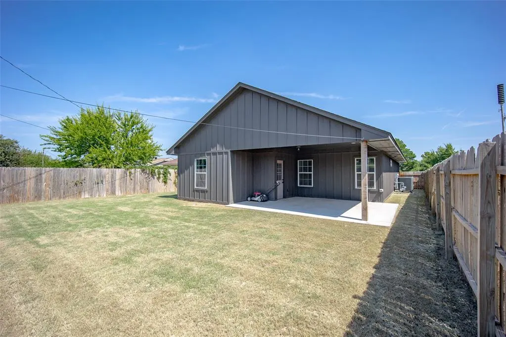 Photo 26 — 5105 S RHODE ISLAND Avenue, Oklahoma City, OK 73129