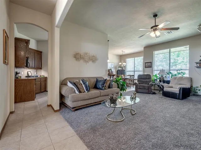Photo 6 — 3312 Ashton Drive, Moore, OK 73160