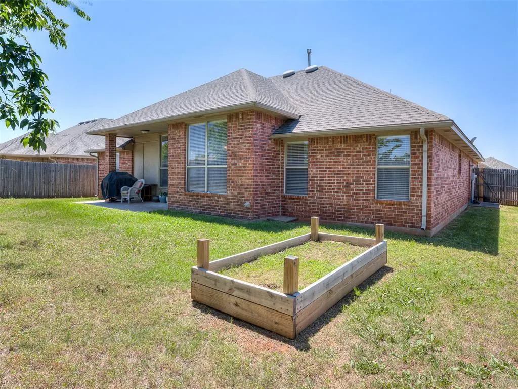 Photo 39 — 3312 Ashton Drive, Moore, OK 73160