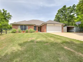 Sold home at 11725 Hilltop Drive