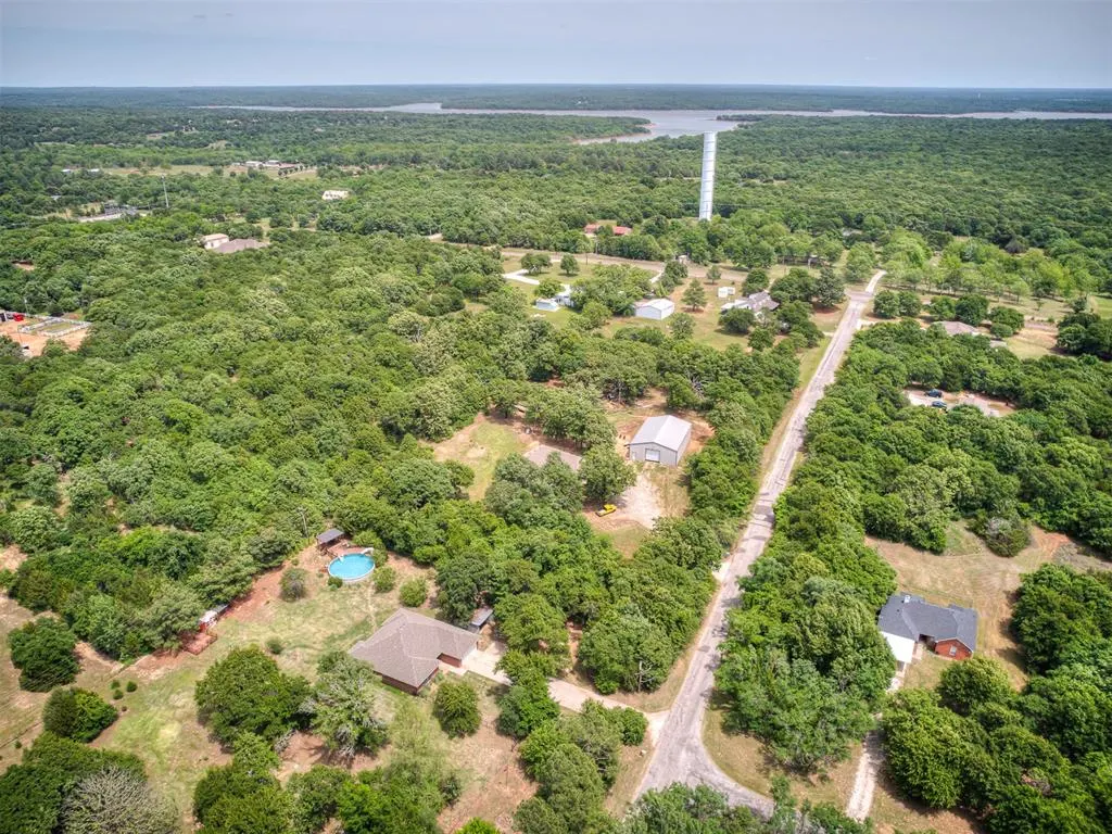 Photo 3 — 11725 Hilltop Drive, Norman, OK 73026