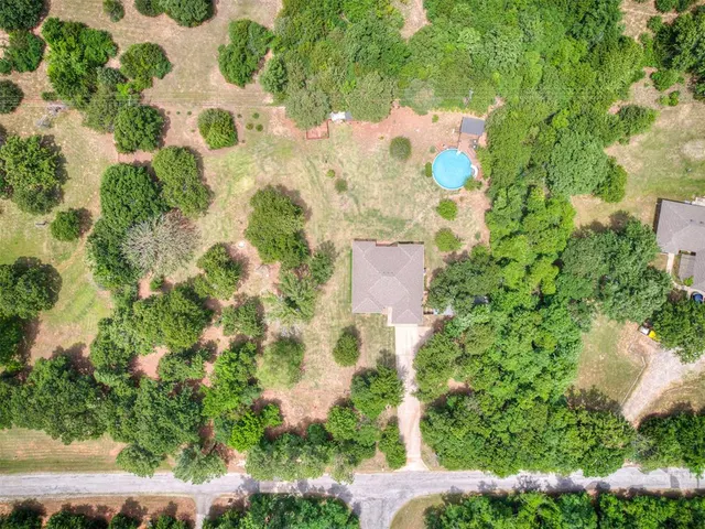 Photo 5 — 11725 Hilltop Drive, Norman, OK 73026
