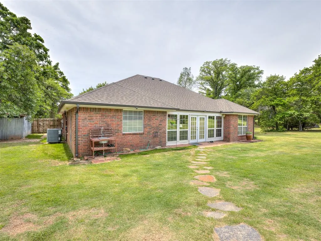Photo 39 — 11725 Hilltop Drive, Norman, OK 73026