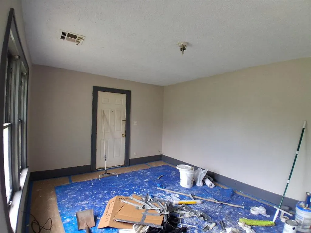 Photo 3 — 222 N Center Avenue, Shawnee, OK 74801