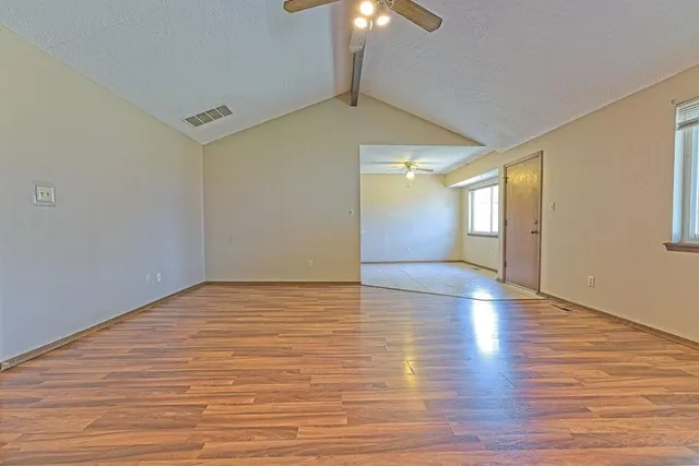 Photo 8 — 1905 Morren Drive, Norman, OK 73071