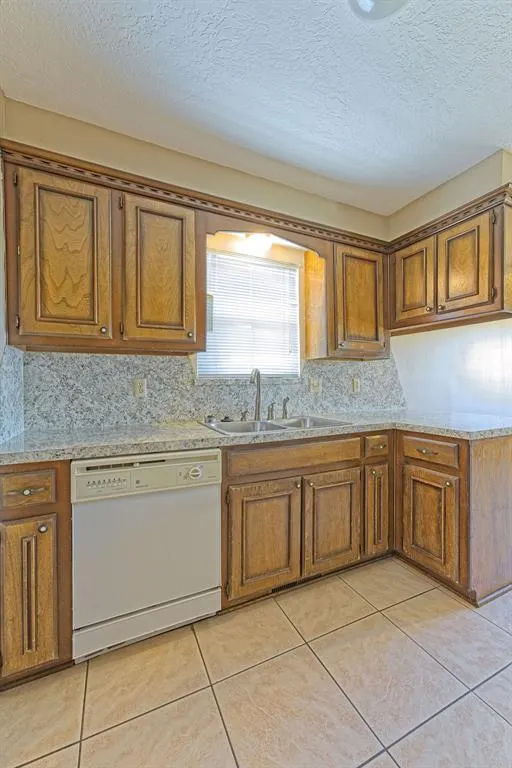 Photo 12 — 1905 Morren Drive, Norman, OK 73071