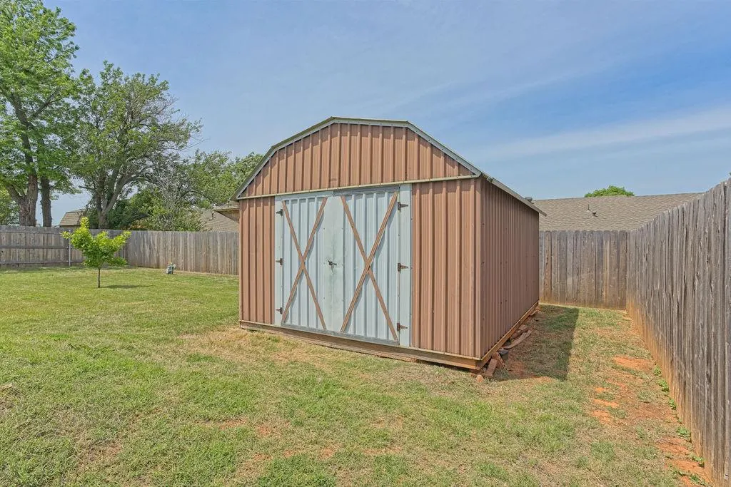 Photo 32 — 1905 Morren Drive, Norman, OK 73071