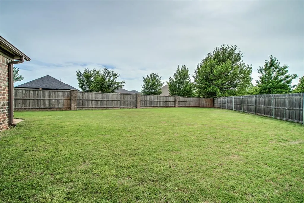 Photo 38 — 18301 Orozco Circle, Edmond, OK 73012