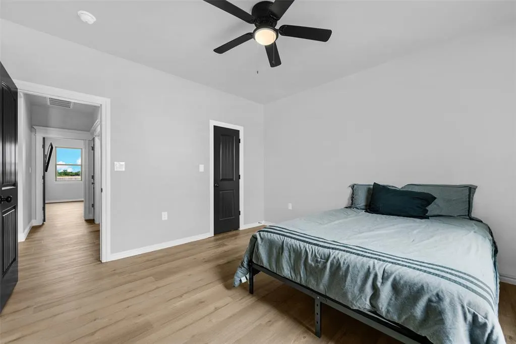 Photo 10 — 3914 NE Shenandoah Drive, Lawton, OK 73507