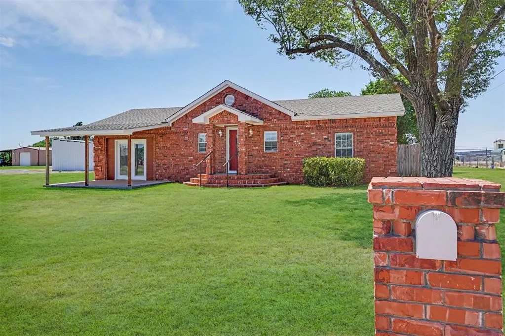 Front exterior — 112 S Bryan Avenue, Duke, OK 73532