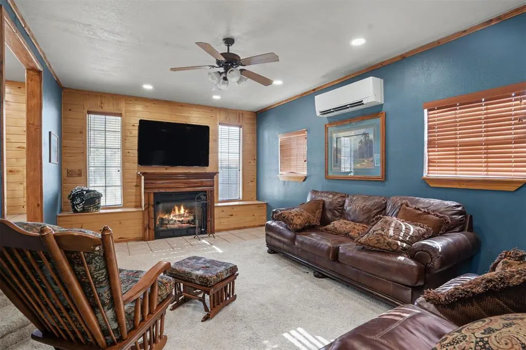 Photo 11 — 306 W 1st Street, Duke, OK 73532