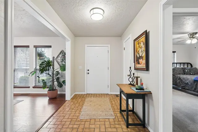 Photo 8 — 1313 Devonshire Court, Edmond, OK 73034