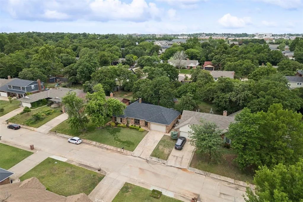 Photo 45 — 1313 Devonshire Court, Edmond, OK 73034