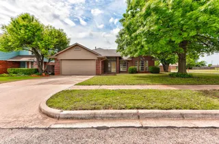 Sold home at 2800 Dalewood Place