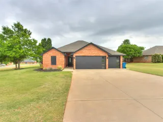 Sold home at 2671 NW 3rd Street