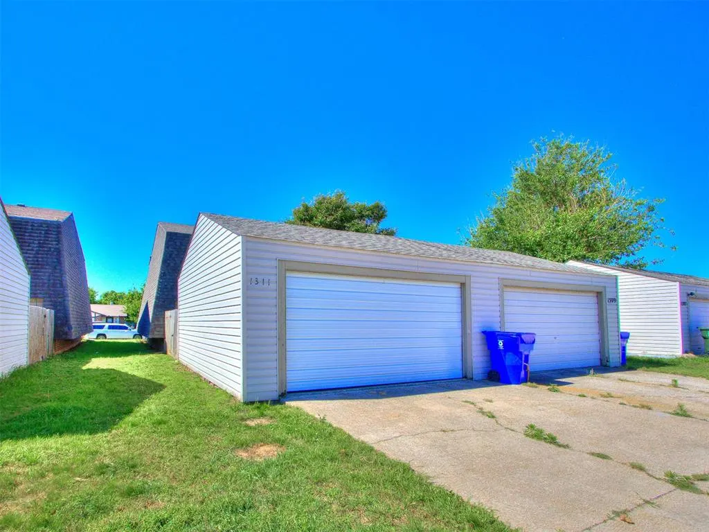 Photo 8 — 1309 Eastgate Drive 1311, Norman, OK 73071