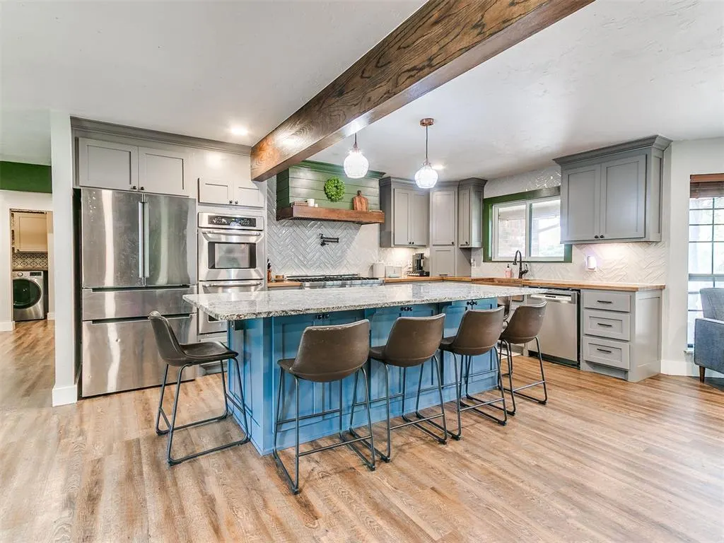 Photo 3 — 2209 Colchester Terrace, Edmond, OK 73034