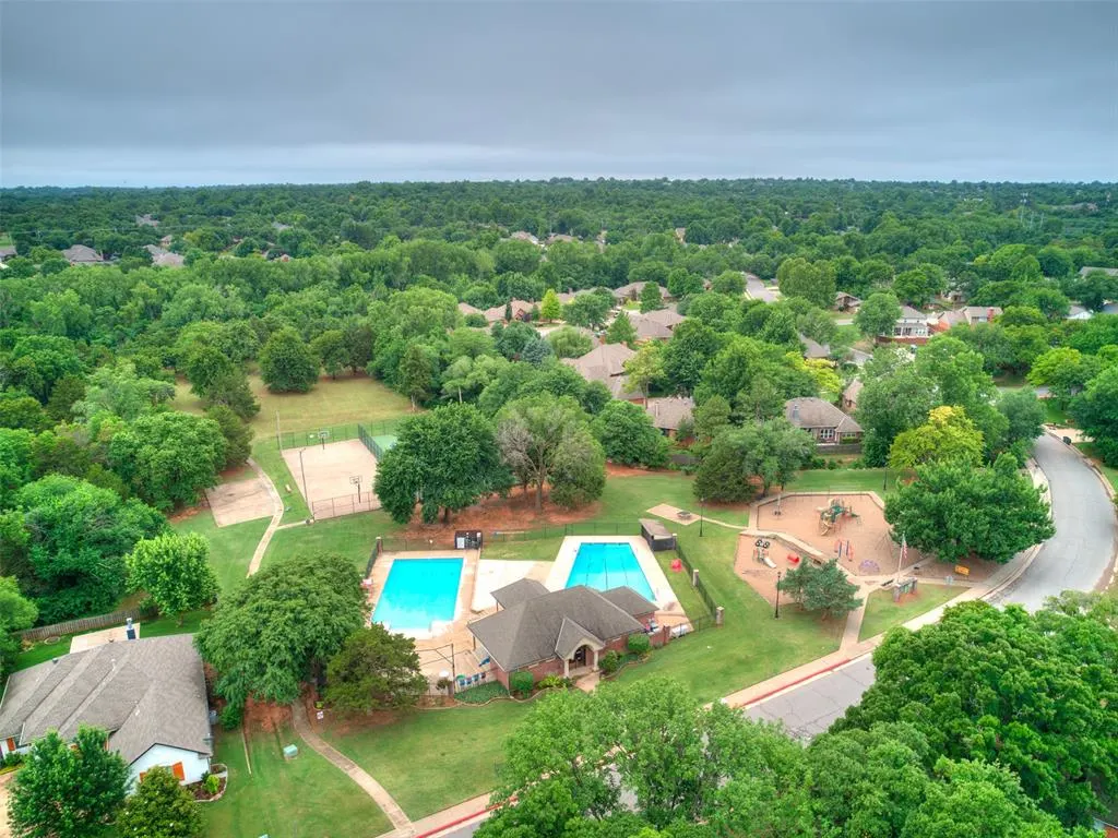 Photo 37 — 2209 Colchester Terrace, Edmond, OK 73034