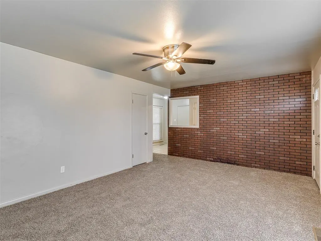 Photo 9 — 6400 NW 23rd Street, Bethany, OK 73008