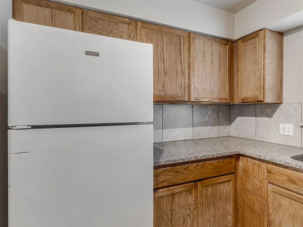 Photo 15 — 6400 NW 23rd Street, Bethany, OK 73008