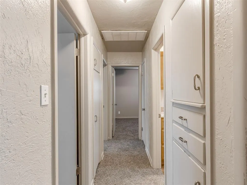 Photo 17 — 6400 NW 23rd Street, Bethany, OK 73008