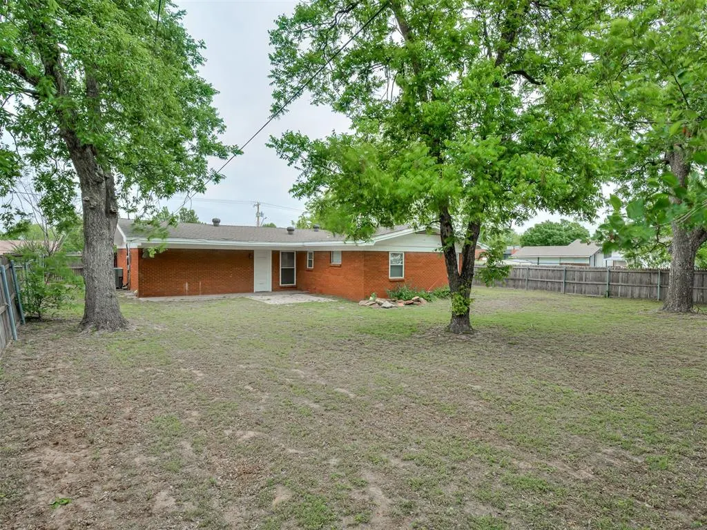 Photo 33 — 6400 NW 23rd Street, Bethany, OK 73008