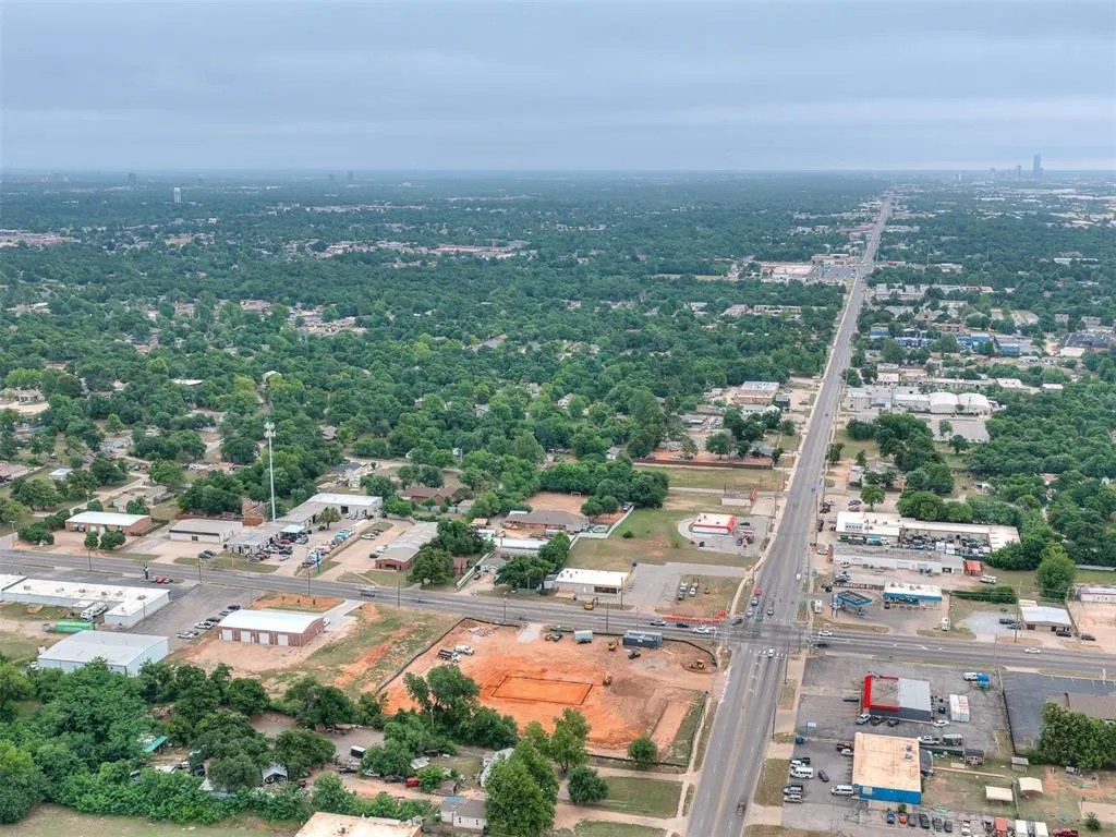 Photo 18 — 8240 NW 10th Street, Oklahoma City, OK 73127