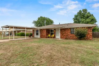 Sold home at 509 S Prouty Avenue