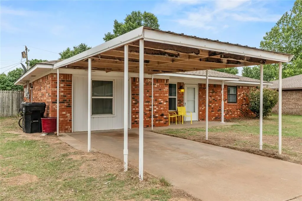Photo 3 — 509 S Prouty Avenue, Watonga, OK 73772