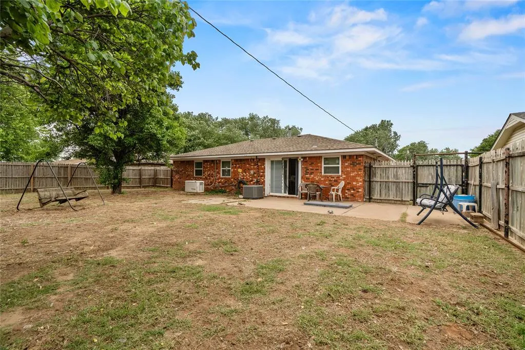 Photo 22 — 509 S Prouty Avenue, Watonga, OK 73772