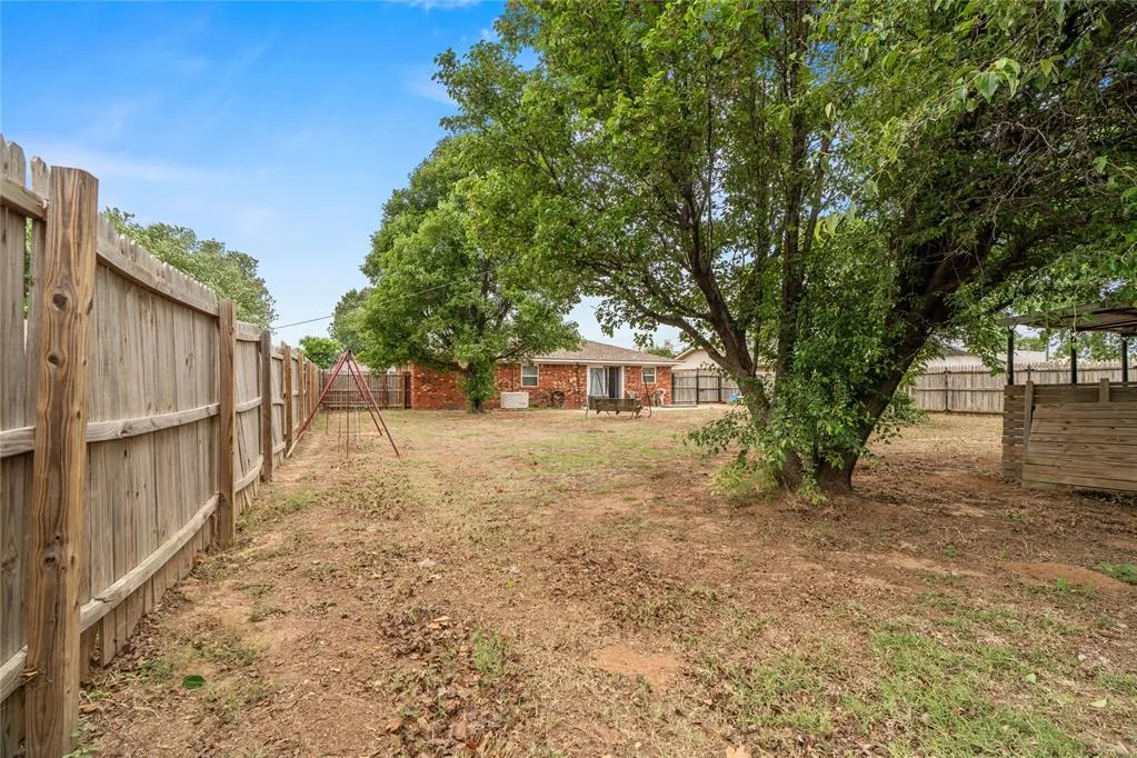 Photo 23 — 509 S Prouty Avenue, Watonga, OK 73772