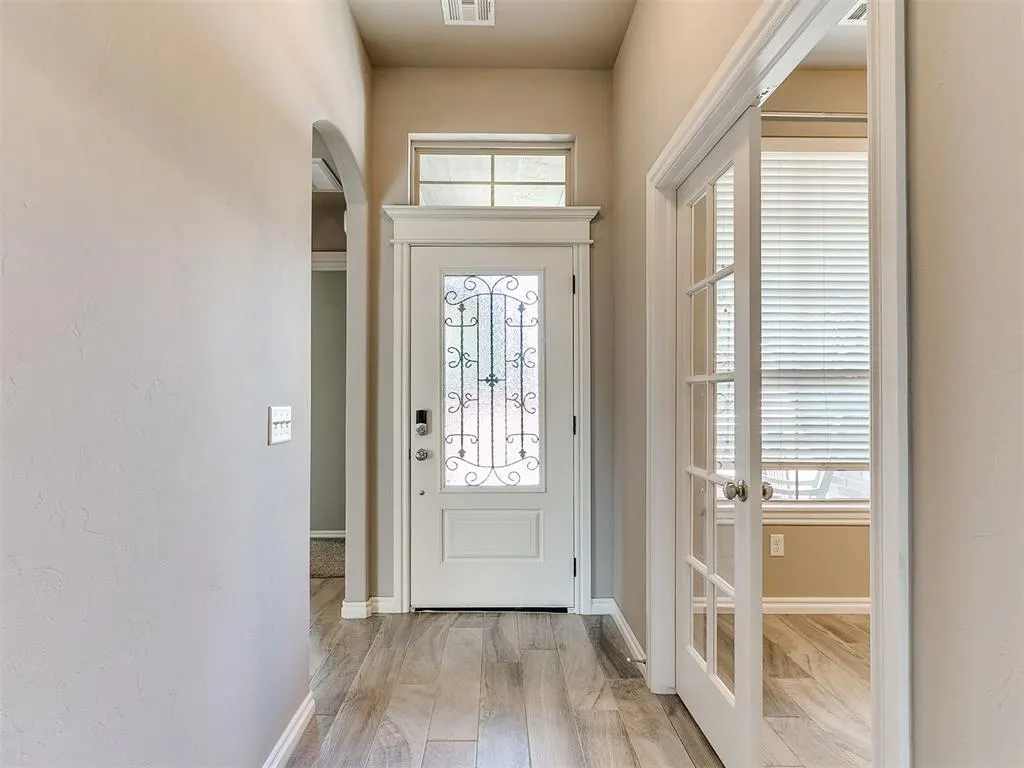 Photo 28 — 1833 W Trout Way, Mustang, OK 73064