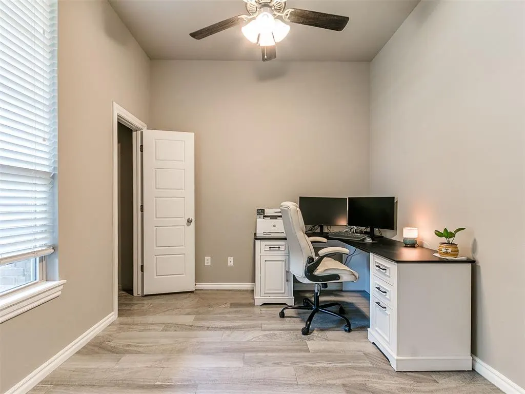 Photo 30 — 1833 W Trout Way, Mustang, OK 73064