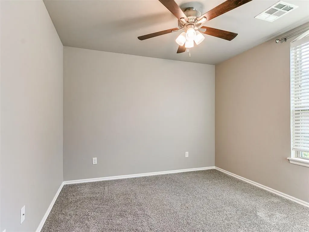 Photo 23 — 1833 W Trout Way, Mustang, OK 73064