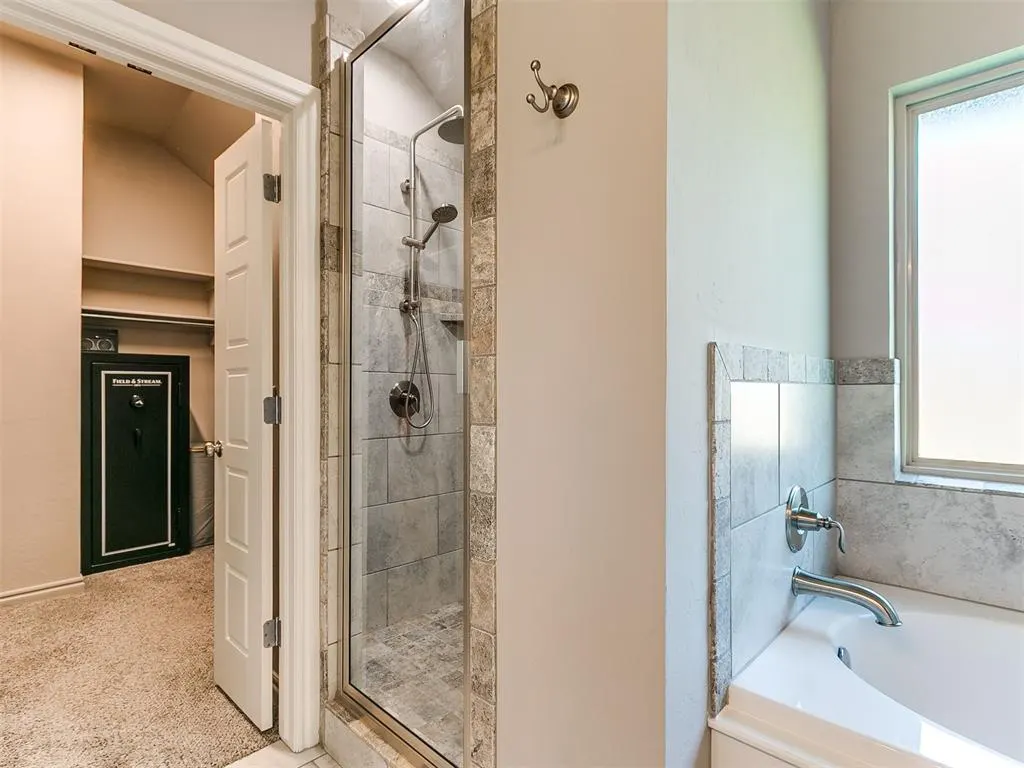 Photo 20 — 1833 W Trout Way, Mustang, OK 73064