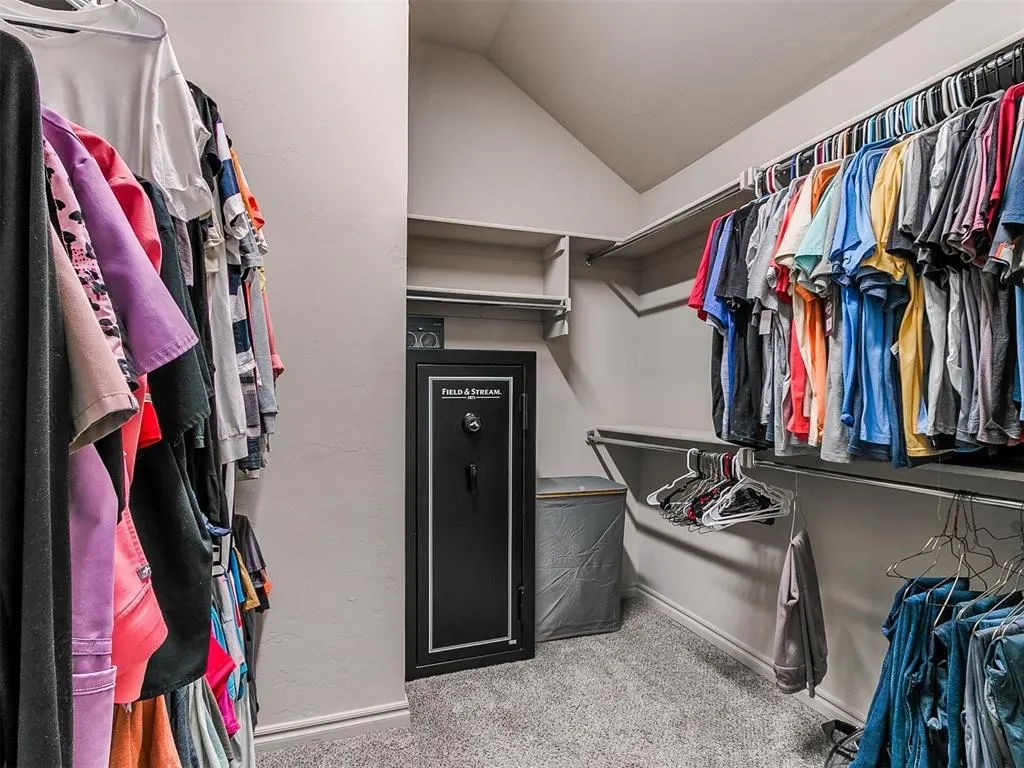 Photo 22 — 1833 W Trout Way, Mustang, OK 73064