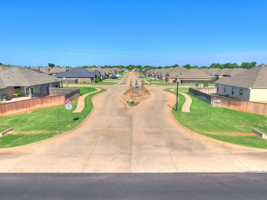 Photo 49 — 1833 W Trout Way, Mustang, OK 73064