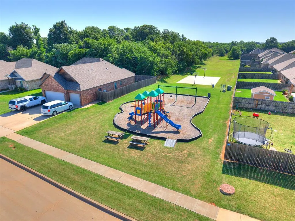 Photo 50 — 1833 W Trout Way, Mustang, OK 73064