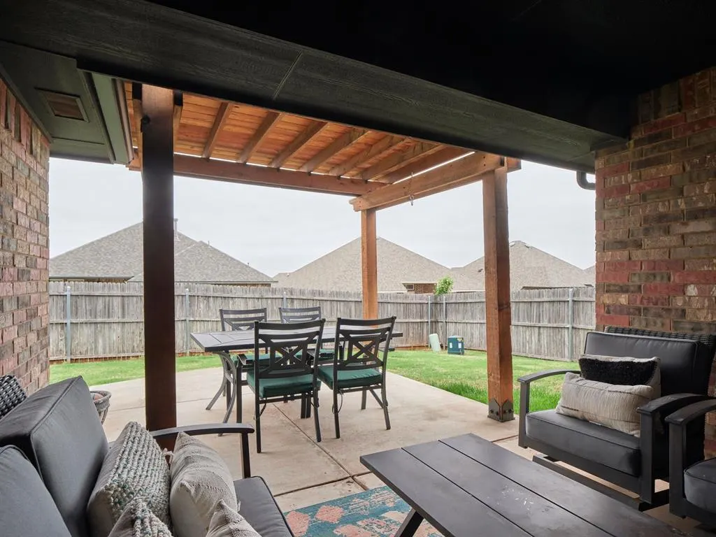 Photo 31 — 18601 Maidstone Lane, Edmond, OK 73012