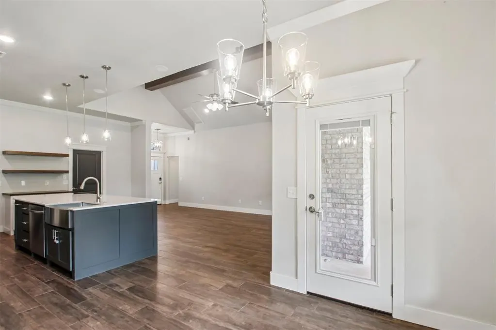 Photo 11 — 600 E Barajas Terrace, Mustang, OK 73064