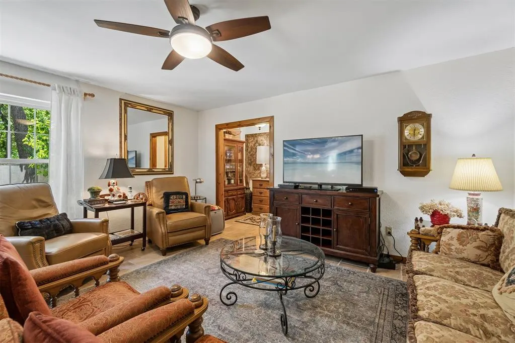 Photo 19 — 3824 Smoking Oaks Drive, Oklahoma City, OK 73150