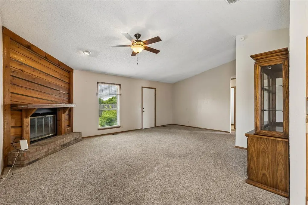 Photo 8 — 829 Lapwing Road, Edmond, OK 73003