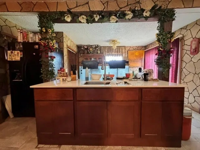 Photo 7 — 300 Division Street, Arcadia, OK 73007