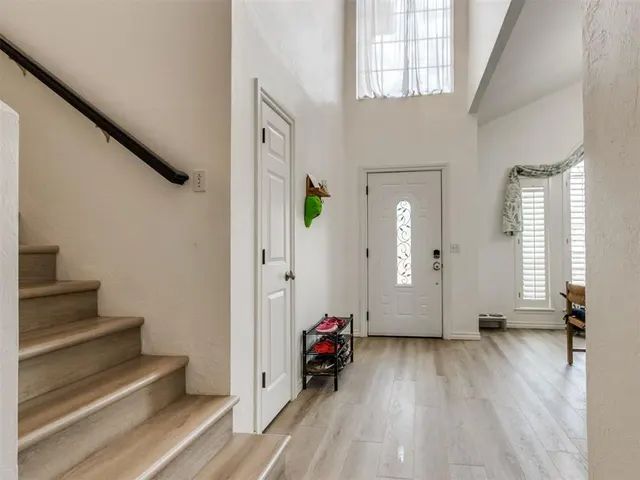 Photo 3 — 300 Hamptonridge Road, Edmond, OK 73034