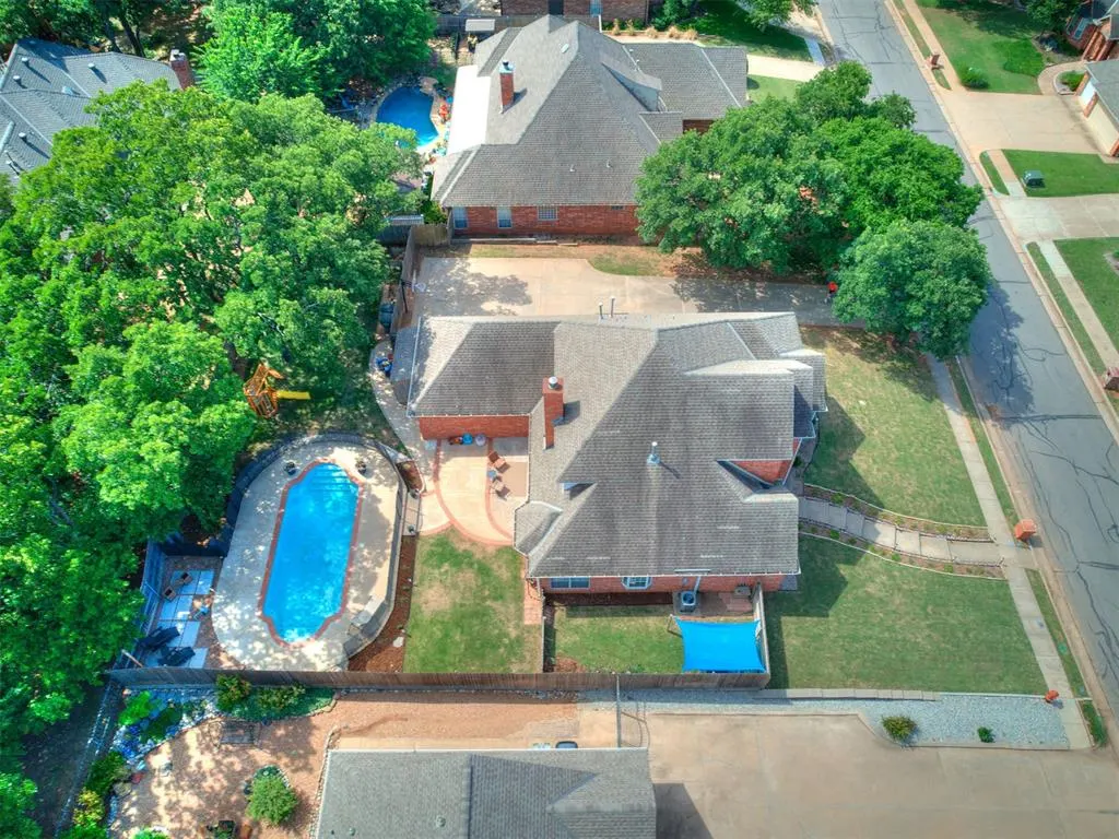 Photo 37 — 300 Hamptonridge Road, Edmond, OK 73034