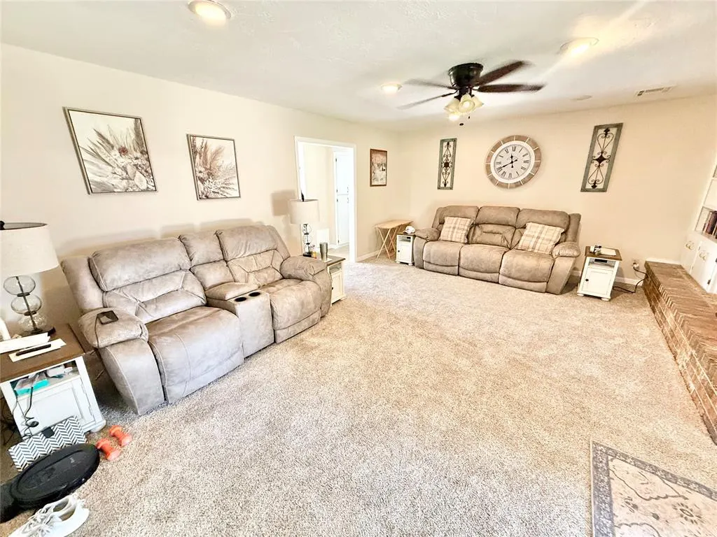 Photo 6 — 1712 Tyler Street, Altus, OK 73521