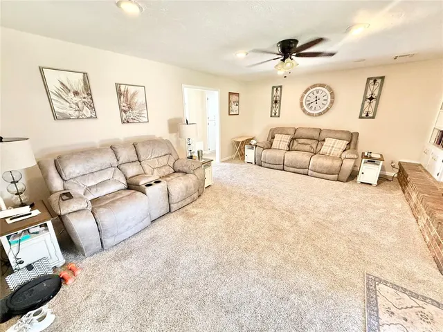 Photo 6 — 1712 Tyler Street, Altus, OK 73521